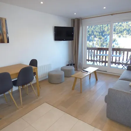 2 Pieces Au Centre De Meribel Avec Balcon Et Wifi - Fr-1-411-872 Appartamento Les Allues