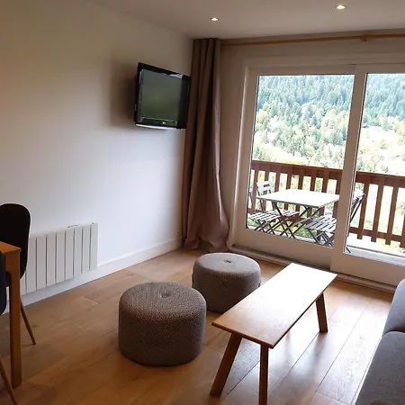 2 Pieces Au Centre De Meribel Avec Balcon Et Wifi - Fr-1-411-872 *